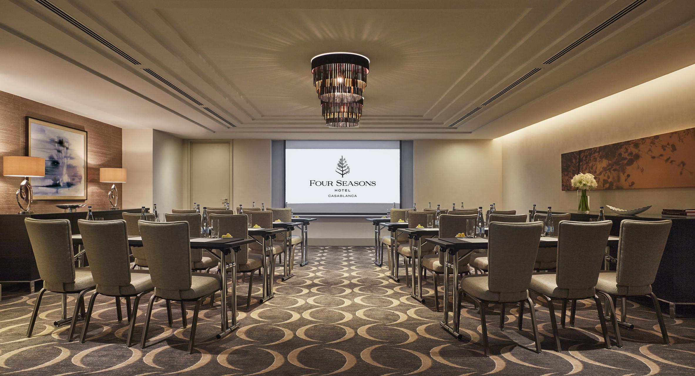 Four Seasons Hotel Casa Blanca Exterior foto Meeting room at Four Seasons Hotel London at Park Lane