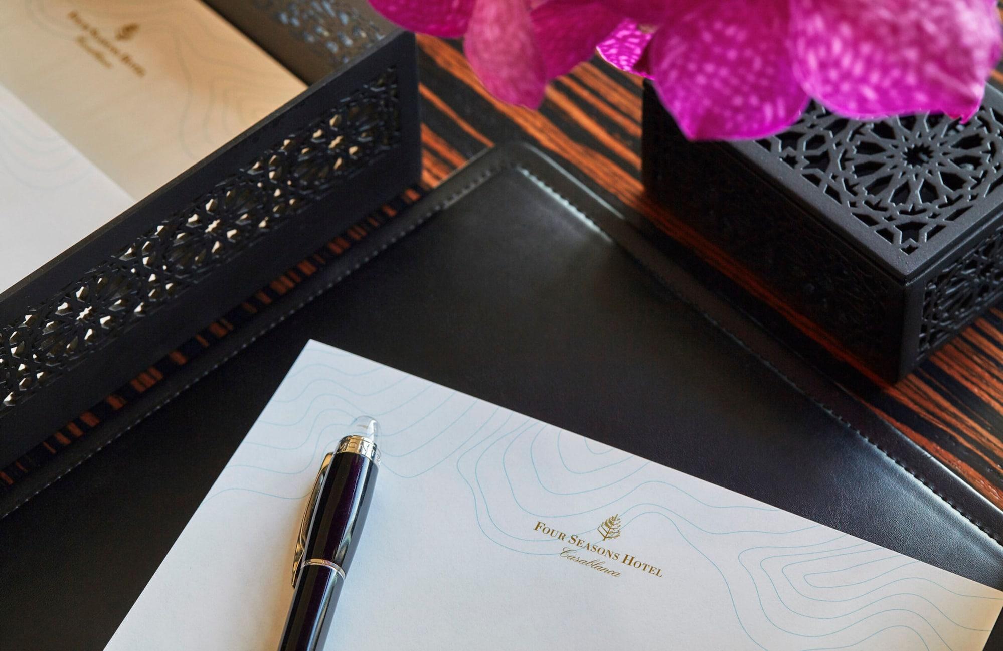 Four Seasons Hotel Casa Blanca Exterior foto Stationery