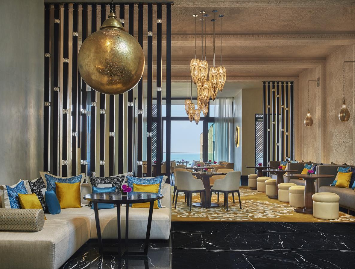 Four Seasons Hotel Casa Blanca Exterior foto The Lounge at the Ritz-Carlton, DIFC
